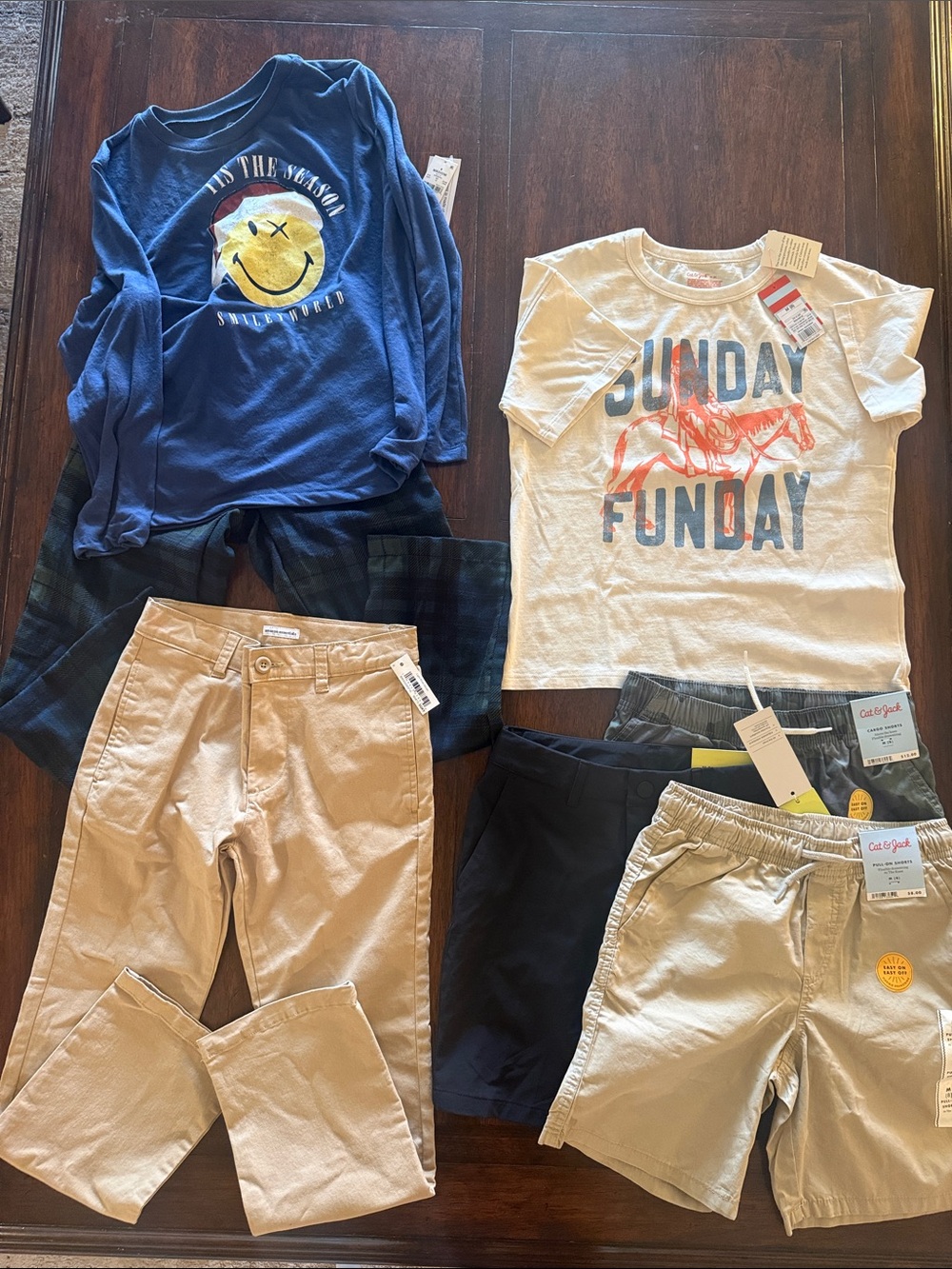 Kids Shorts (3) Pants (1) Short Sleeve Top (1) & Pajama Set, Size 8